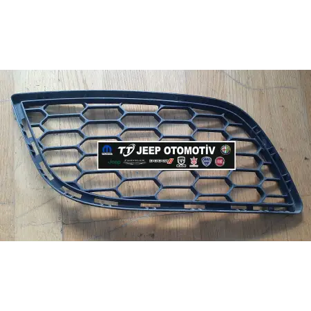 Alfa Romeo Giulietta Sağ Sol Ön Izgara 156085891 156085893 - 2.El