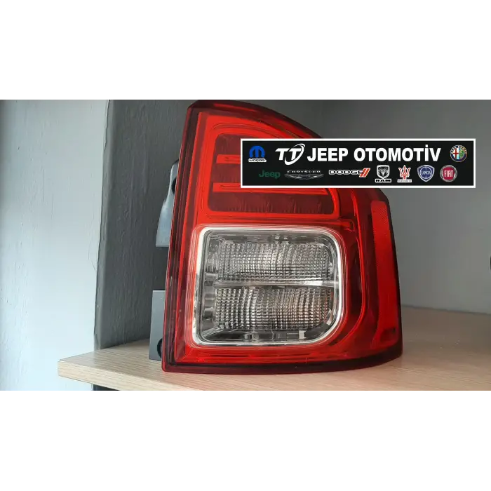 2012-13 Jeep Compass sağ arka stop 05182544AD