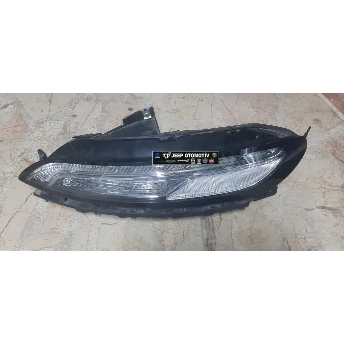 2014-15 Jeep Cherokee Sol Ön Gündüz Farı K68157105AO 68157105AO - 2.El Ürün