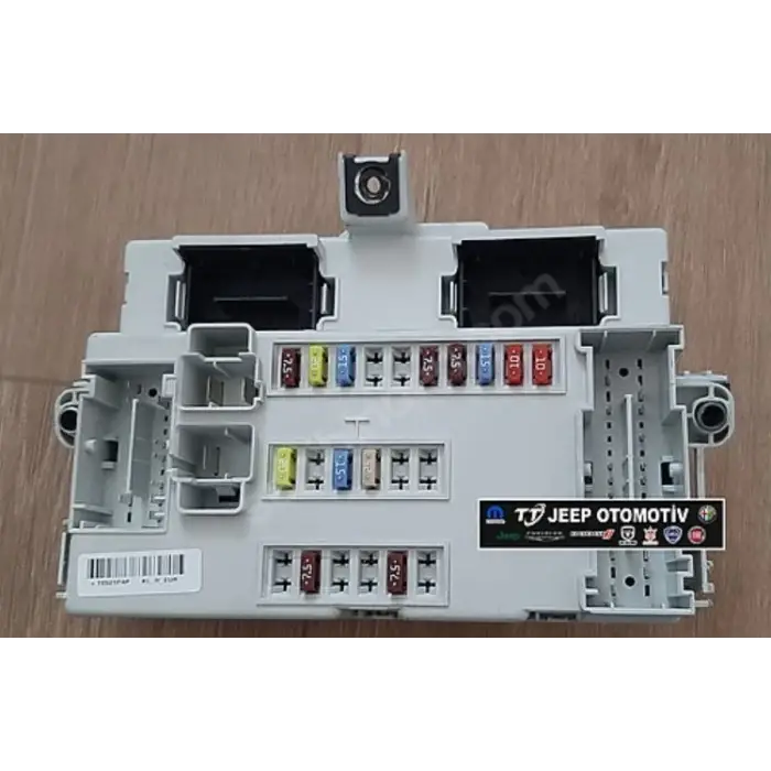 2014 - 2017 Jeep Cherokee (KL) Body Beyni (BCM) 68233381AC