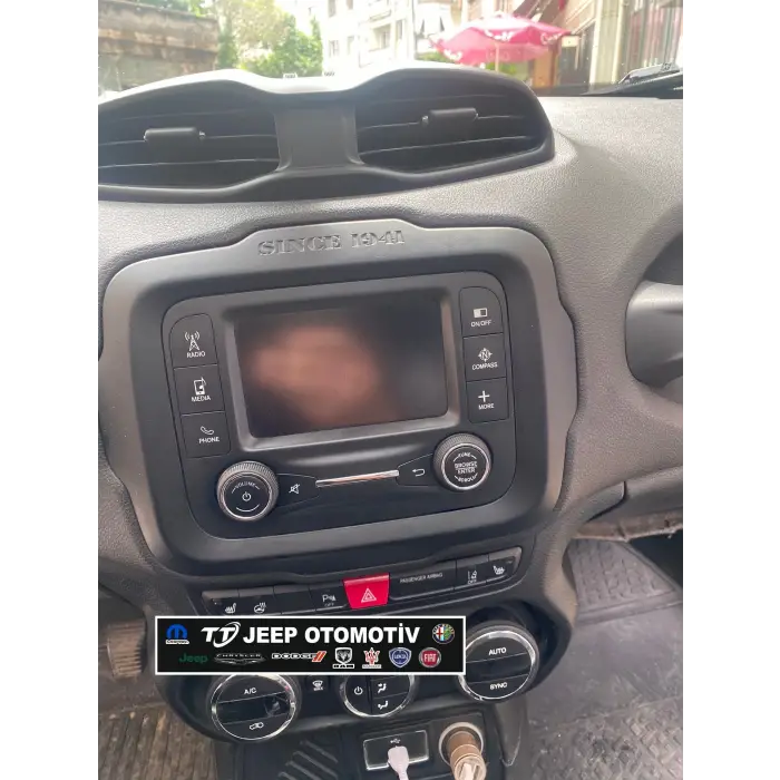 2014 - 2018 Jeep Renegade Radyo 735598158