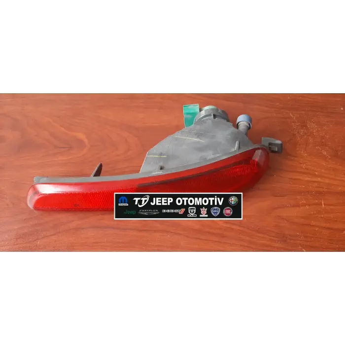 2014 Jeep Cherokee (KL) sağ arka sis lambası 68102876AC