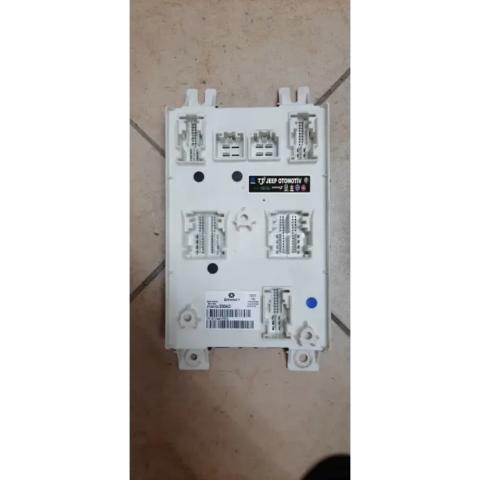 2014 Jeep Grand Cherokee Body Control Module (BCM) 68193350AD - 2.El Ürün