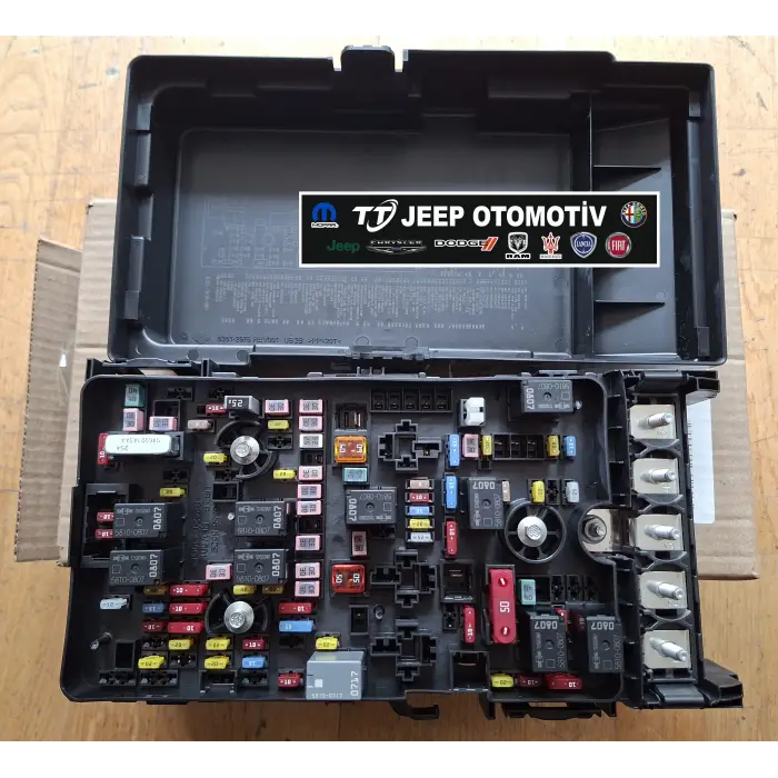 2015 Jeep Cherokee KL Sigorta Kutusu 68235117AG 68235117AE Sıfır