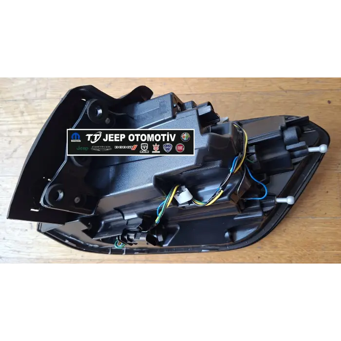 2021 - 2024 Jeep Compass Yan Sanayi Sol Arka Stop OEM 52195824