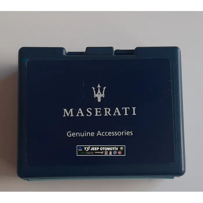 Maserati Bijon Kiti - Özel Somun Anahtarlı