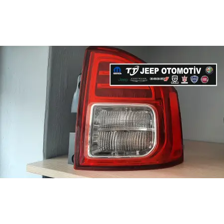 2012-13 Jeep Compass sağ arka stop Orijinal 05182544AD