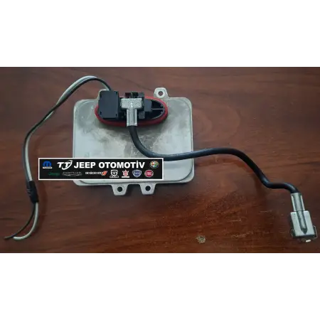 Hella VW Audi BMW Chrysler Zenon Far Beyni Xenon Balast Modülü 5DV009000-00 - 2.El