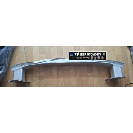 2013 - 2016 Audi A3 Ön Tampon Demiri L8V0807109B