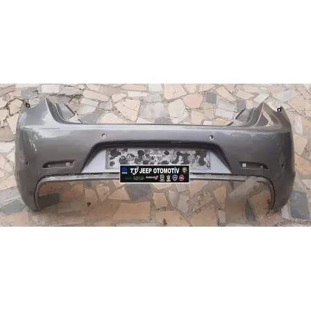 Alfa Romeo Giulietta Arka Tampon - Çıkma Ürün