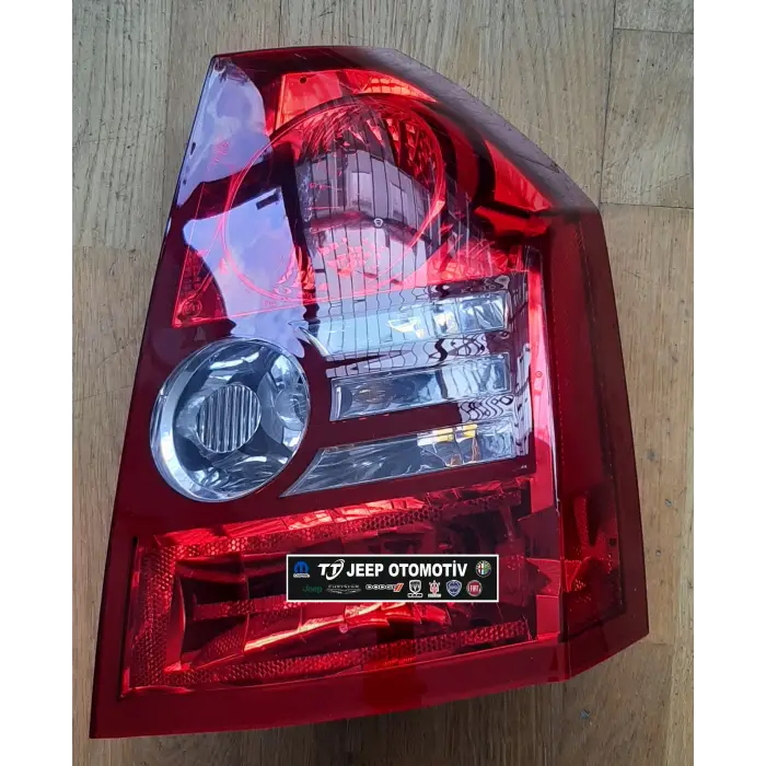 2008 - 2010 Chrysler 300C Sağ Arka Stop 04806372AD K0480672AD