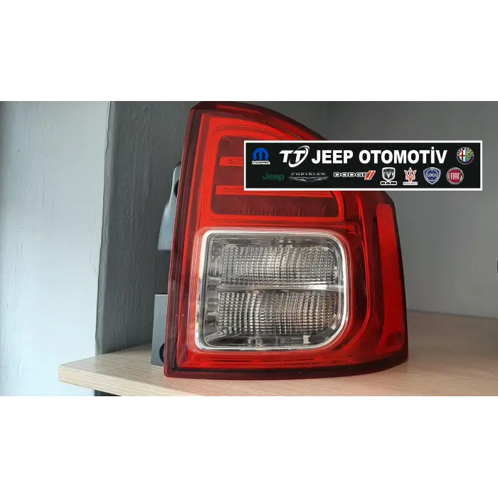 2012-13 Jeep Compass sağ arka stop Orijinal 05182544AD
