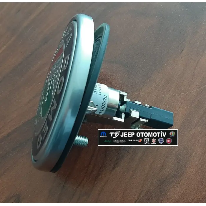 2016 - 2020 Alfa Romeo Giulietta Bagaj Arması 50547396