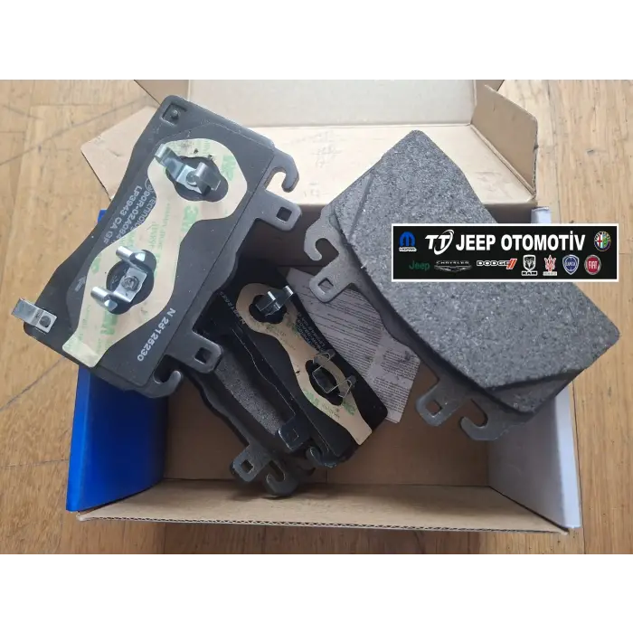 2022 - 2025 Alfa Romeo Tonale Ön Fren Balatası OEM Delphi 77369330