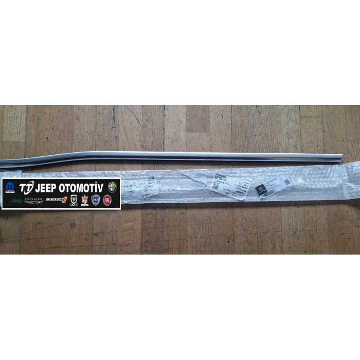 Mercedes GLB X247 Sol Arka Kapı Cam Dış Fitil Rayı A2477355101