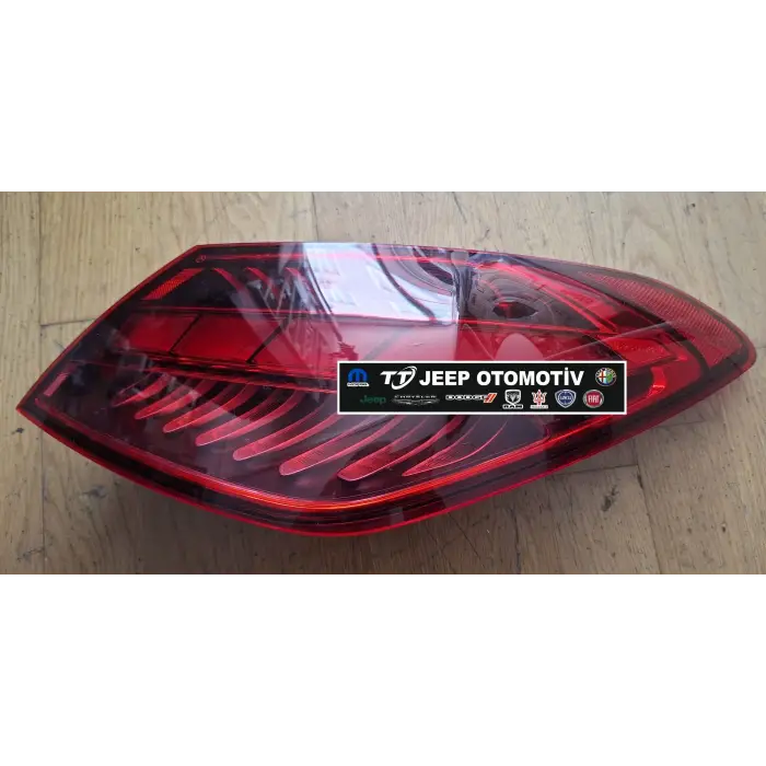 Mercedes Sağ Arka Stop C Serisi W206 C180 A2069062701 - 2.El
