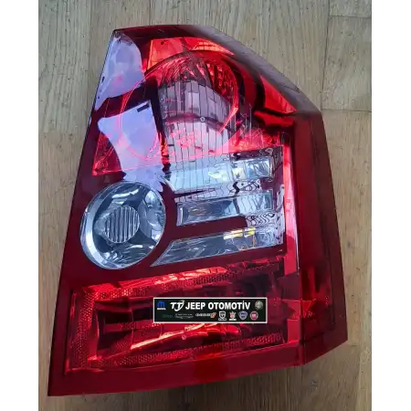 2008 - 2010 Chrysler 300C Sağ Arka Stop 04806372AD
