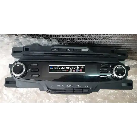 2010 - 2013 Alfa Romeo Giulietta Radyo / Müzik Çalar 156096877 - 2.El