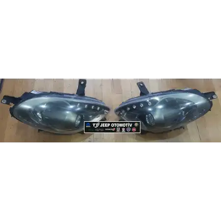 2010-2020 Alfa Romeo Giulietta Far 50520228 Sağ 50520220 Sol - 2.El Ürün