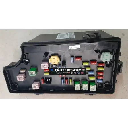 2011-13 Jeep Compass Sigorta Kutusu 04692341AD K04692341AD