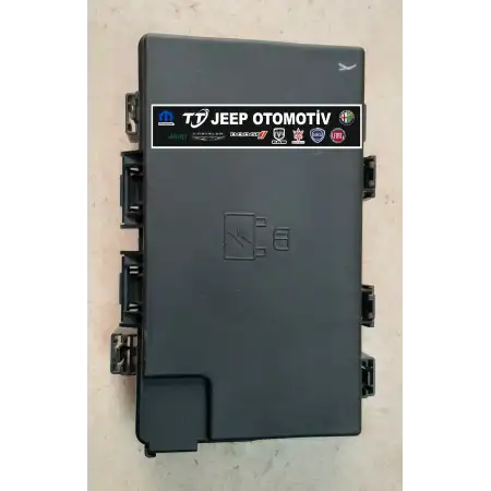 2014 Jeep Grand Cherokee 3.0L Benzinli Sigorta Kutusu 68137439AD