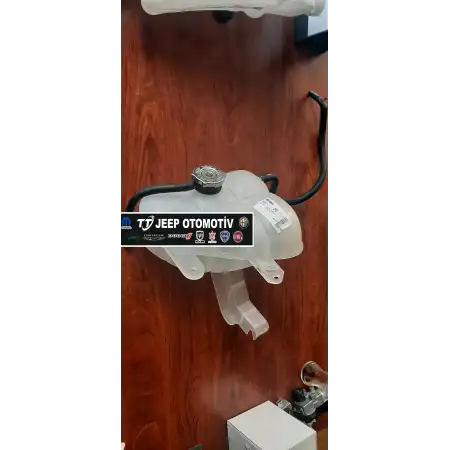 2015 Jeep Grand Cherokee yedek su deposu 55037999AJ