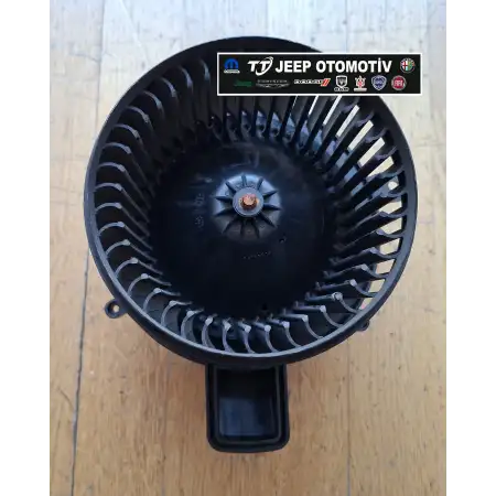 2016 - 2018 Jeep Grand Cherokee Klima Üfleç Motoru 68224166AB - 2.El Ürün