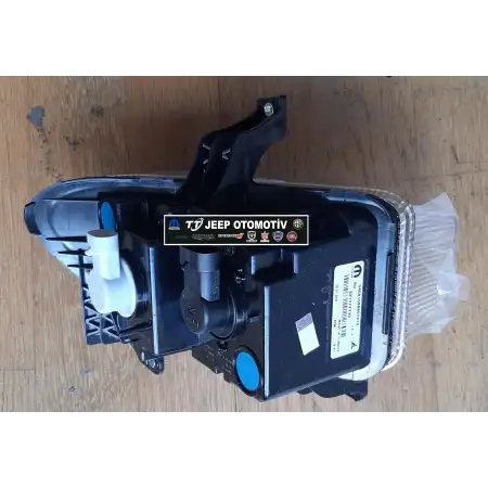 2018 - 2024 Jeep Renegade Ön Tampon Sağ Sinyal Lambası 52177773