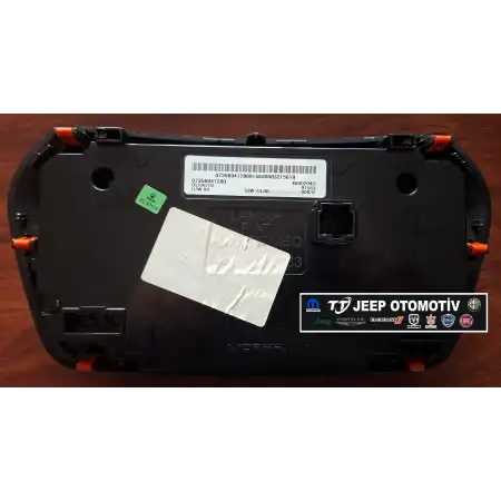2018 - 2025 Jeep Renegade Klima Kontrol Kumandaları 735694128 - 2.El