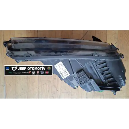 2023 - 2024 Jeep Avenger Sağ Ön Far 52218717 - 2.El Ürün