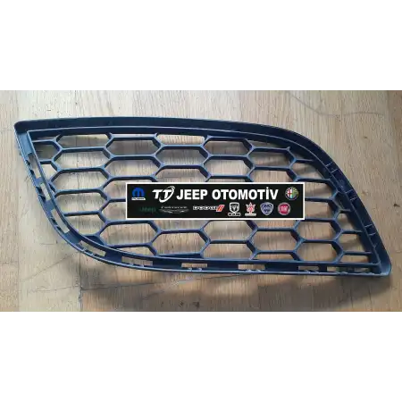 Alfa Romeo Giulietta Sağ Sol Ön Izgara 156085891 156085893 - 2.El