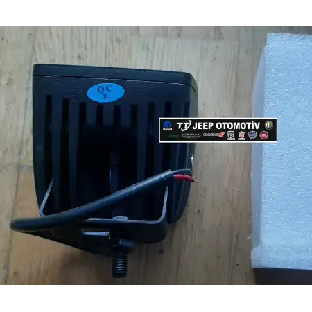 Jeep Wrangler Rubicon - 3 Kare LED Spot Işık 20W - 1800 Lümen