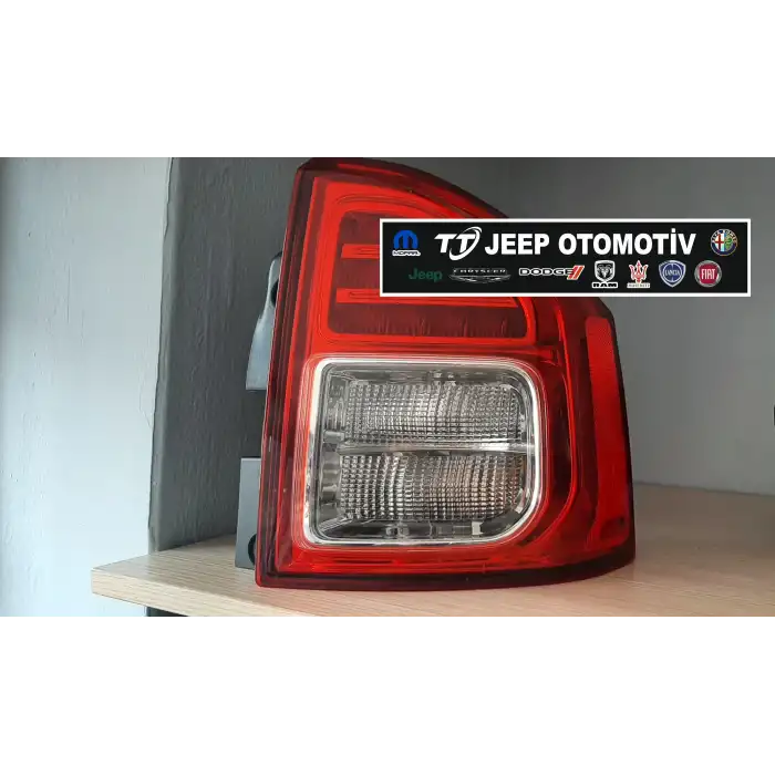 2012-13 Jeep Compass sağ arka stop 05182544AD