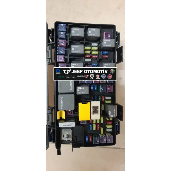 2012 Jeep Cherokee (KK) Sigorta Kutusu 68105502AB K68105502AB