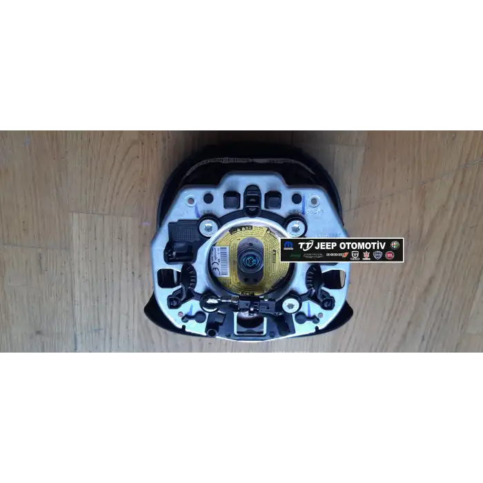 2014-15 Jeep Cherokee KL Sürücü Hava Yastığı Airbag 1VR14LC5AH - 2.El Ürün