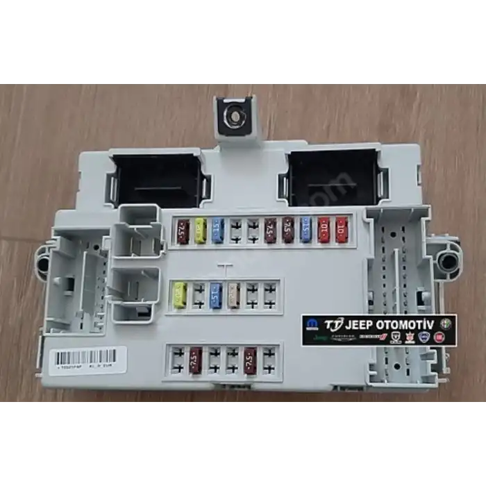 2014 - 2017 Jeep Cherokee (KL) Body Beyni (BCM) 68233381AC