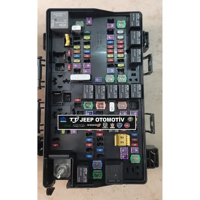 2015 Jeep Grand Cherokee Sigorta Kutusu 68242818AC K68242818AC