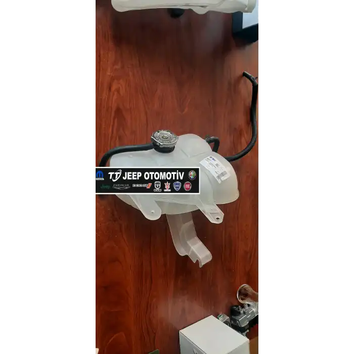 2015 Jeep Grand Cherokee yedek su deposu 55037999AJ