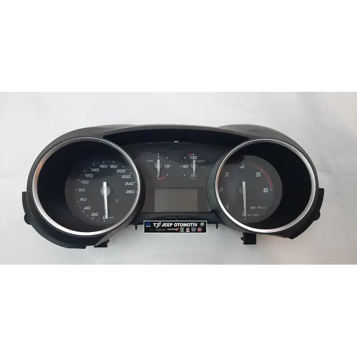 2016 - 2020 Alfa Romeo Giulietta Gösterge Paneli 50546409