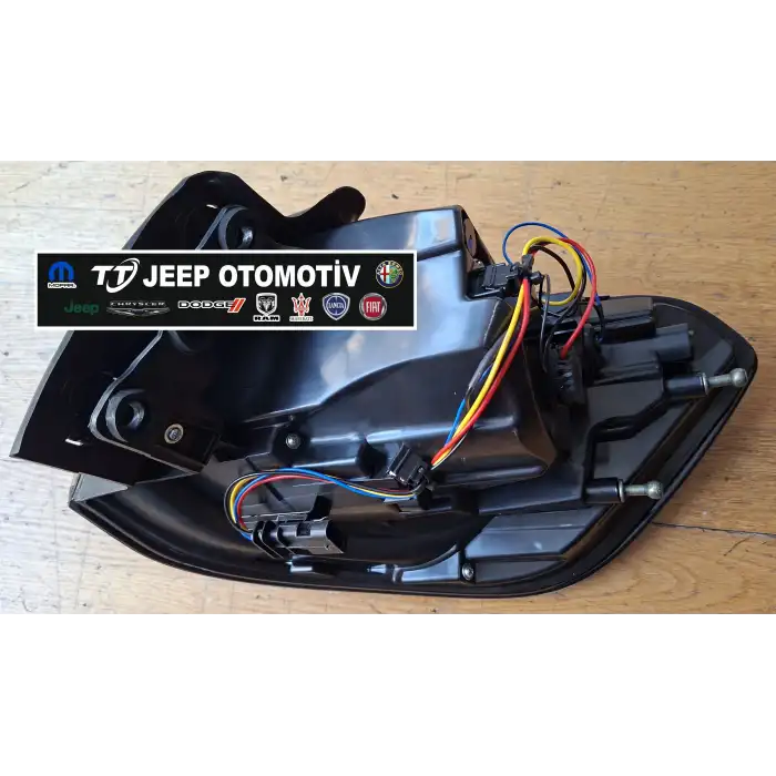 2017 - 2020 Jeep Compass Sol Arka Stop Yan Sanayi OEM 55112683AD