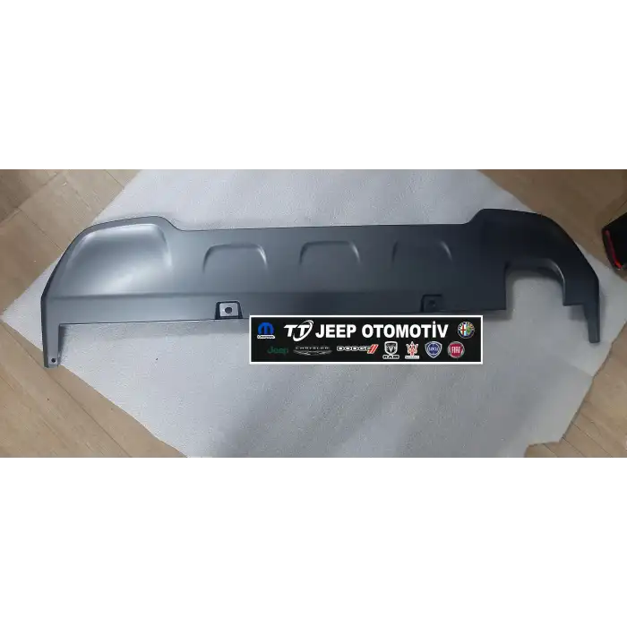 2018-19 Jeep Renegade tampon alt koruması 735774181