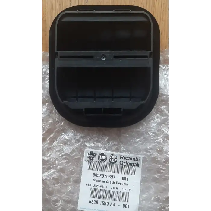 Alfa Romeo / Jeep / Fiat Bagaj Kısmı Hava Çıkış Kapağı 52076397