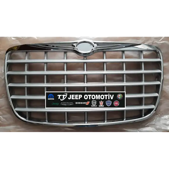 Chrysler 300C Ön Panjur / Izgara OEM 04805928AC
