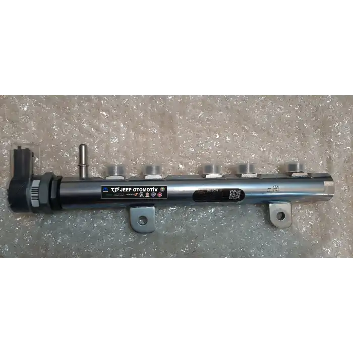 Jeep Ram Maserati 3.0L Dizel Sol Yakıt Rayı 35022119G 0445216044