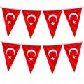 İpe Dizili Üçgen Türk Bayrak