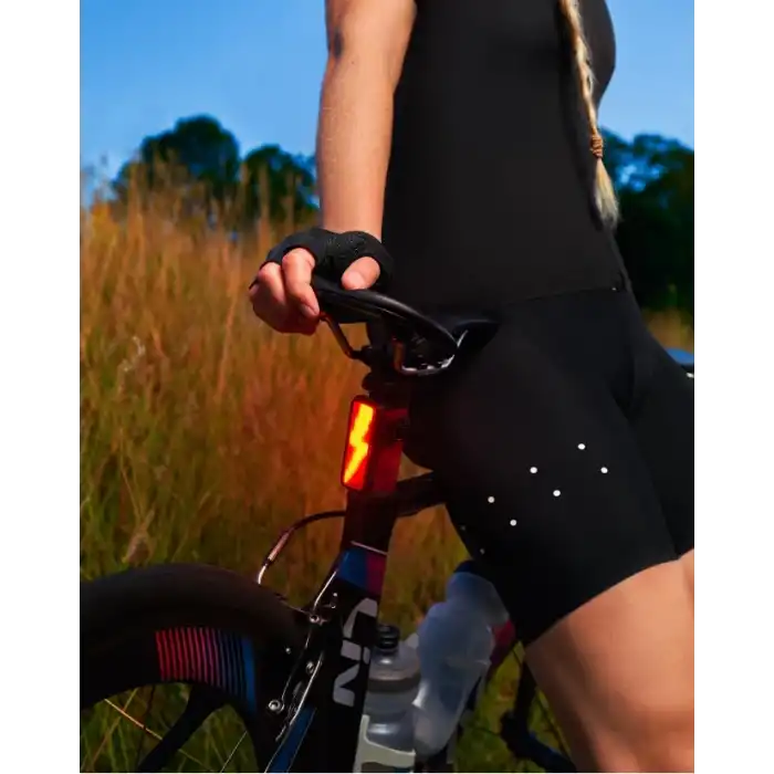 Knog Blinder V 100 Lümen Bisiklet Arka Stop Lambası 8 Mod