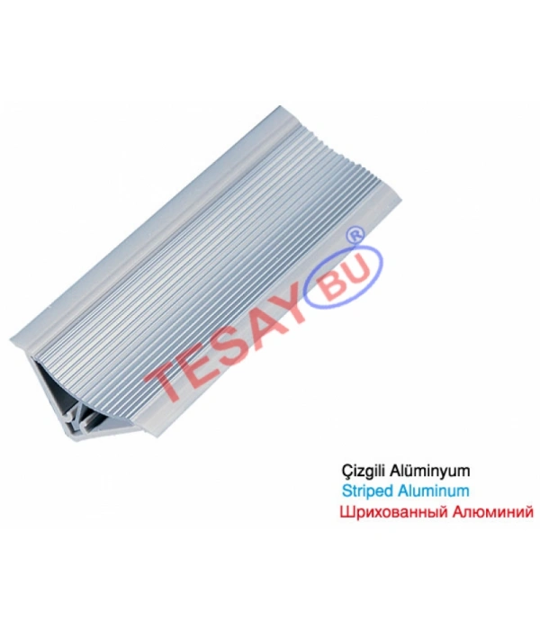 Tİ-14 / 30X30 Çizgili Alüminyum Süpürgelik