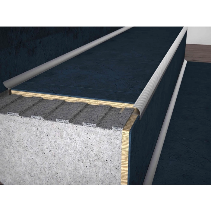 BBUA10 - 10 MM ALÜM. MERDİVEN BURUNLUĞU ROF.250 CM