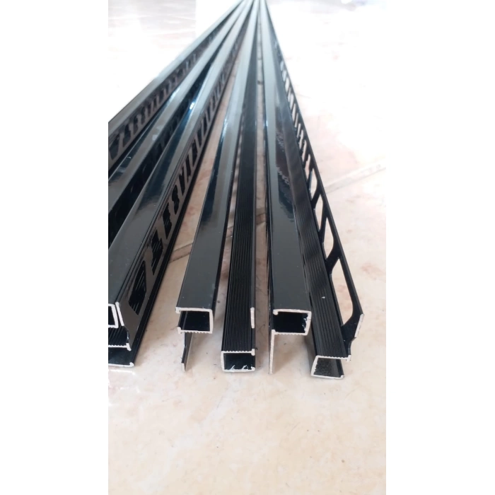 FÇKPB12- 12 MM SİYAH MAT ALÜMİNYUM KARE KÖŞE 270 CM