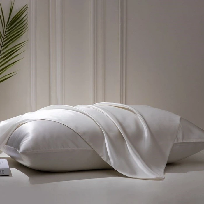 2’li  İpek Dokulu Saten Yastık Kılıfı 50x70 – Beyaz – Mikrosaten, Saç ve Cilt Dostu